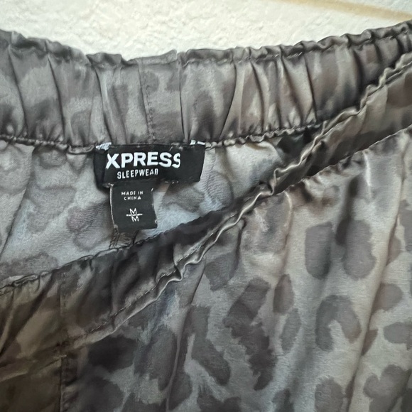 Express Satin Sleepwear Grey Animal Print Leopard Pajama Shorts - Picture 9 of 9